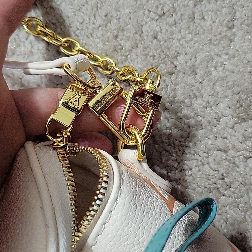 Fashion  Crossbody Bag in Cream and Orange - Picture 8 of 10